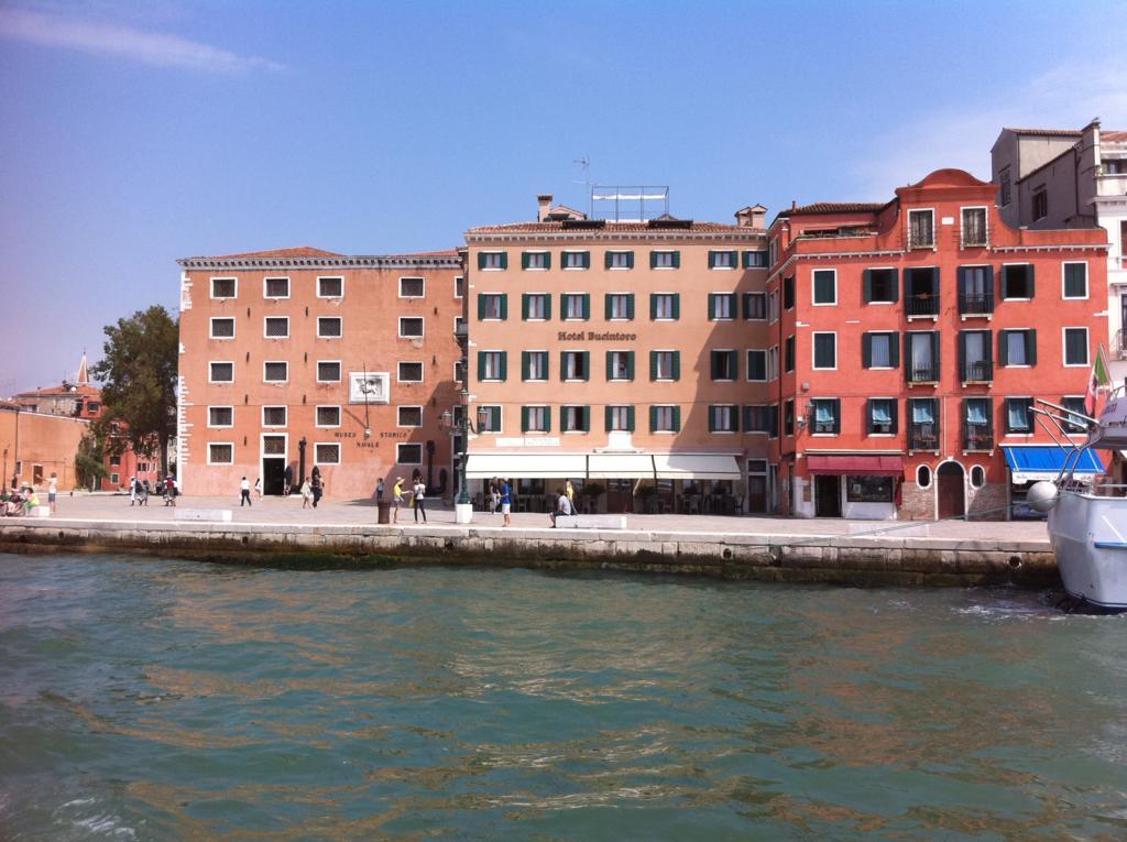 Hotel Bucintoro Venesia Bagian luar foto